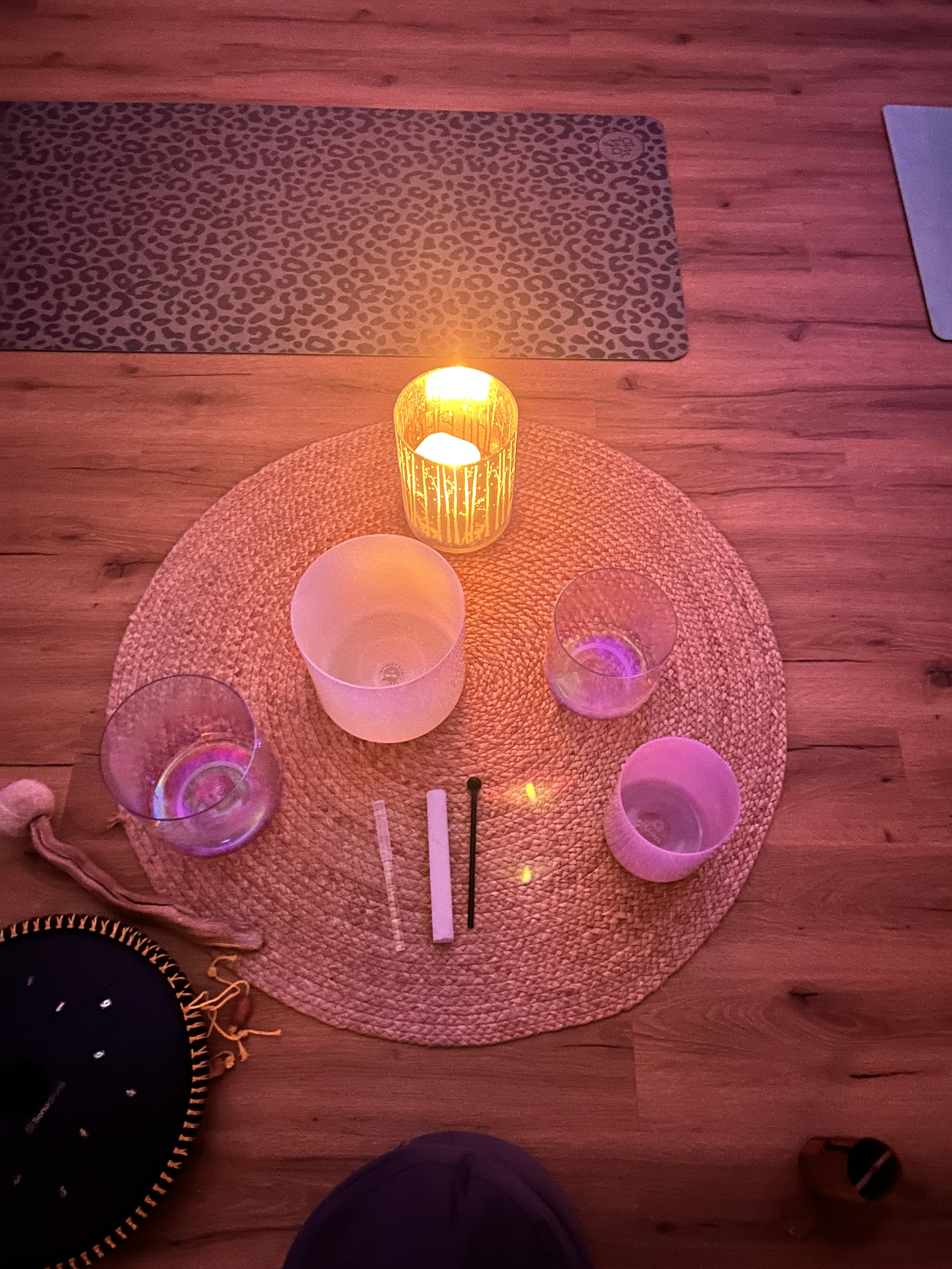 Kristallklangschalen Kristall Klangschalen Soundbath